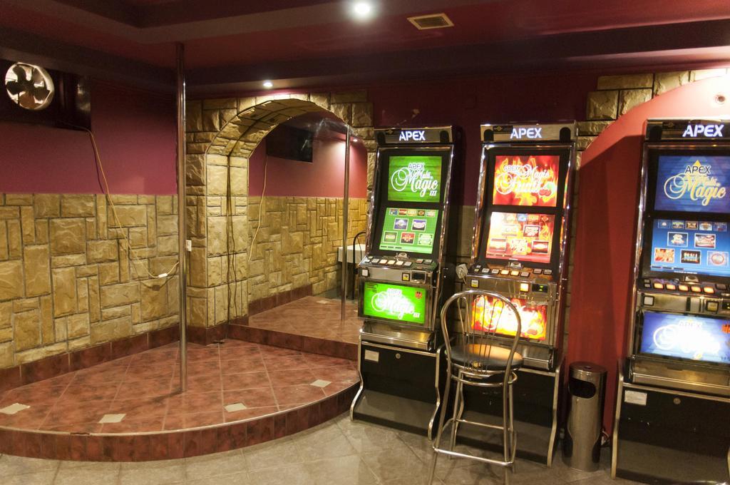 Uslugi Hotelarskie Las Vegas Miedzyrzec Podlaski Exterior photo